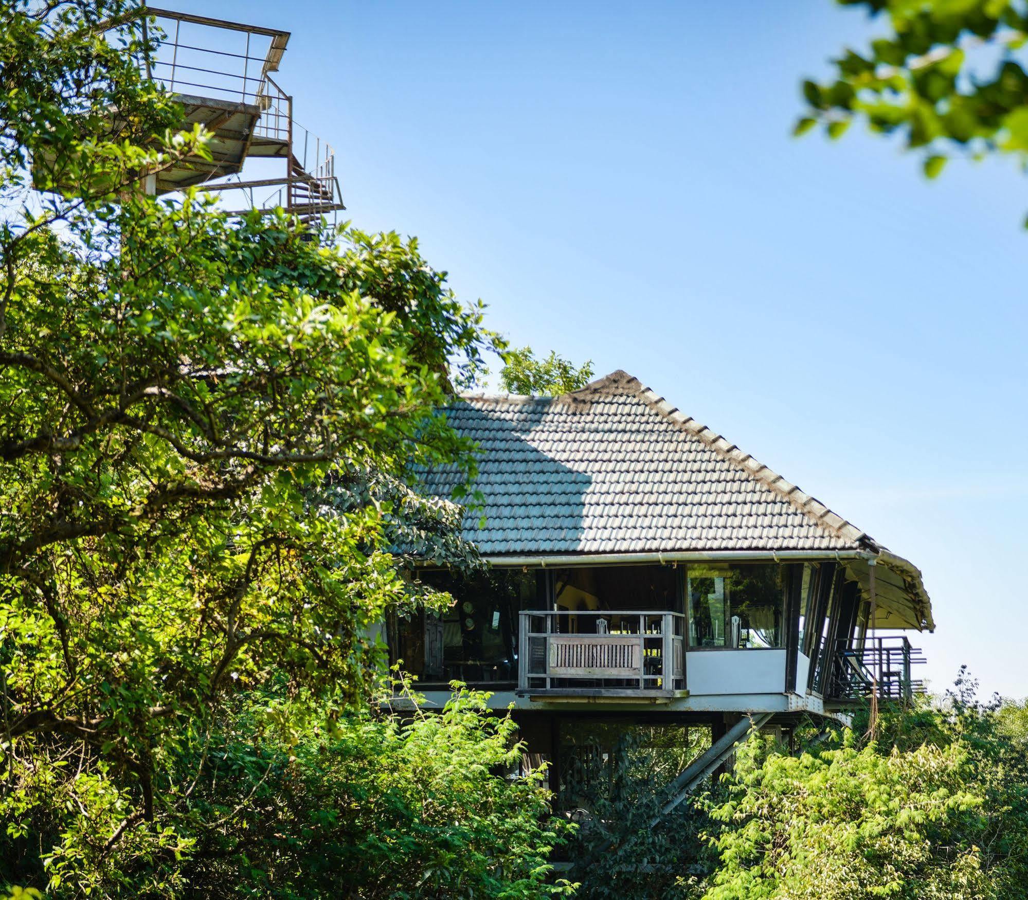 Hotel The Machan Lonavala Exterior foto